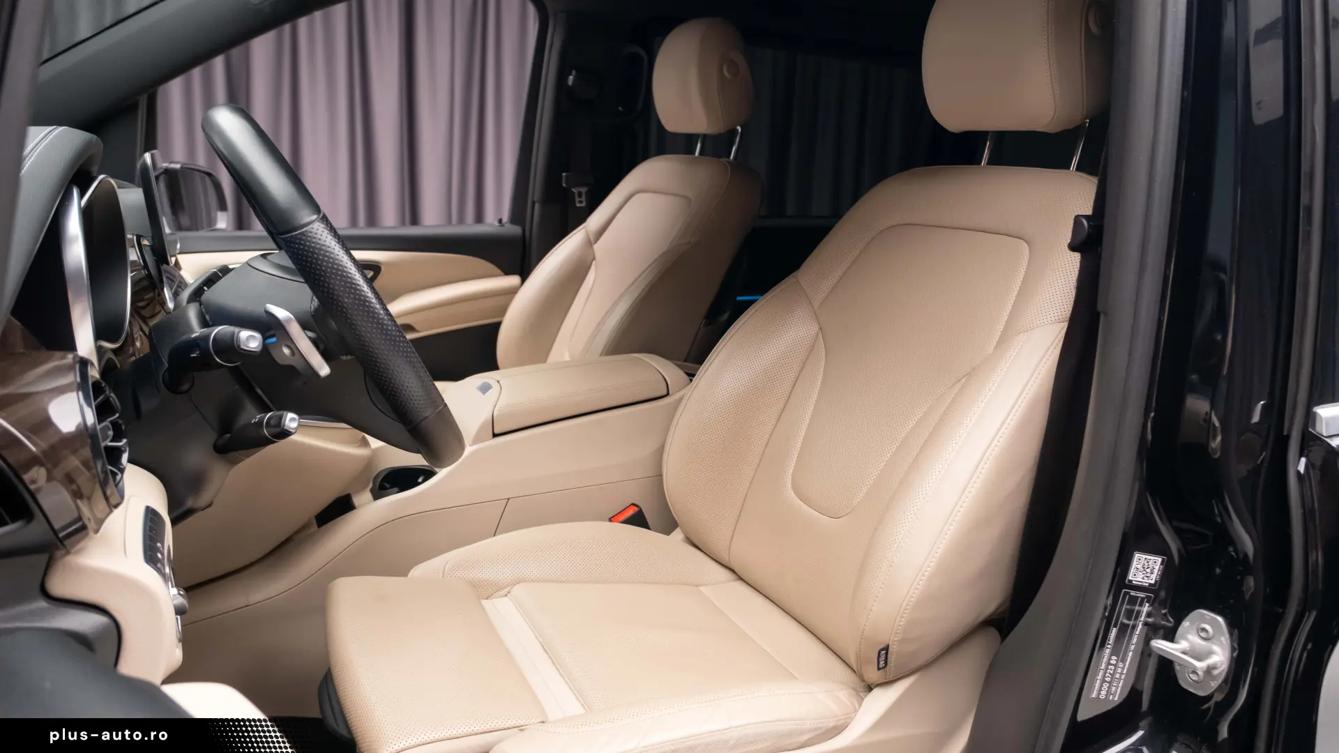 Mercedes-Benz V300 4MATIC AMG VIP Seats