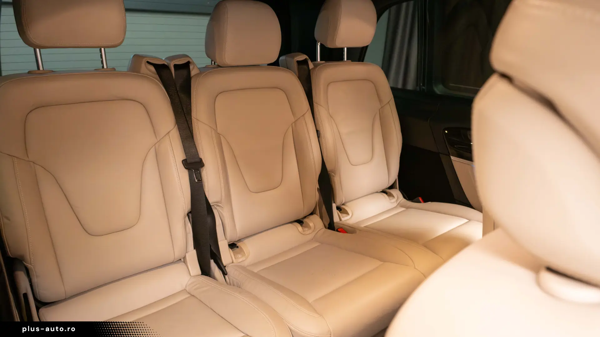 Mercedes-Benz V300 4MATIC AMG VIP Seats