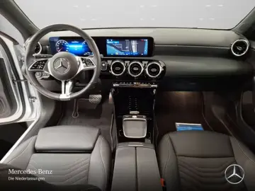 Mercedes-Benz A 250 e PROGRESSIVE ADVANCED