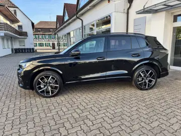 VW Tiguan R-Line 2.0 TSI 4Motion Head-Up Black Stan