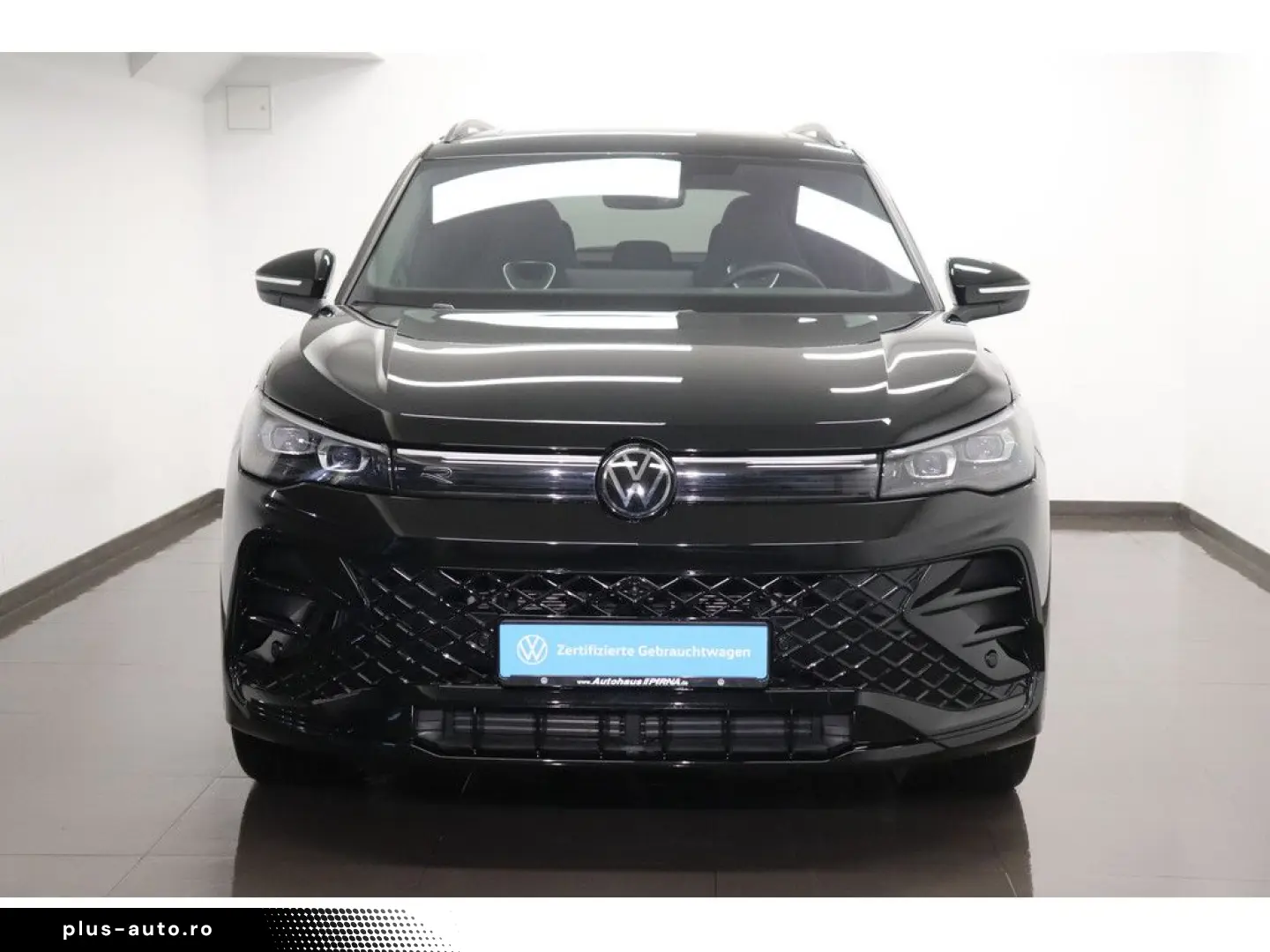 VW Tiguan R-Line 2.0 TDI 4MOTION Pano Matrix