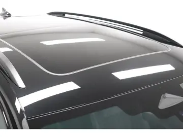 VW Tiguan R-Line 2.0 TDI 4MOTION Pano Matrix
