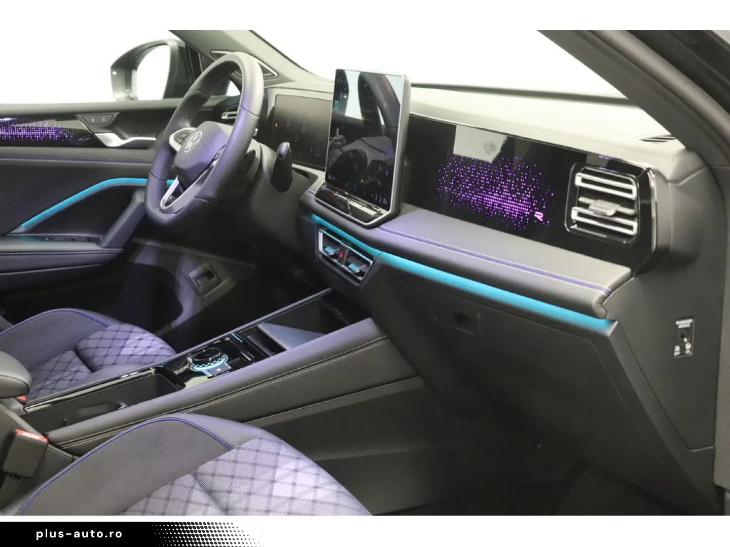 VW Tiguan R-Line 2.0 TDI 4MOTION Pano Matrix