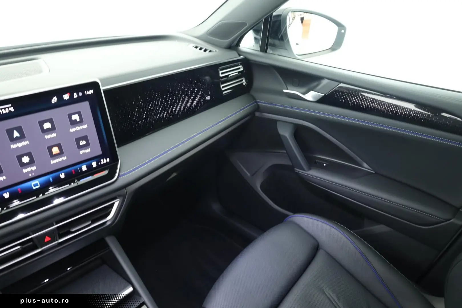 VW Tiguan 2.0 TSI DSG 4M R-Line IQ Pano Nav 360 AHK