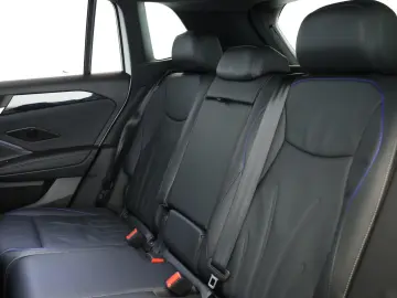 VW Tiguan 2.0 TSI DSG 4M R-Line IQ Pano Nav 360 AHK