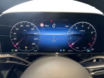 MERCEDES-BENZ E 450 4MATIC AMG Premium Night Superscreen