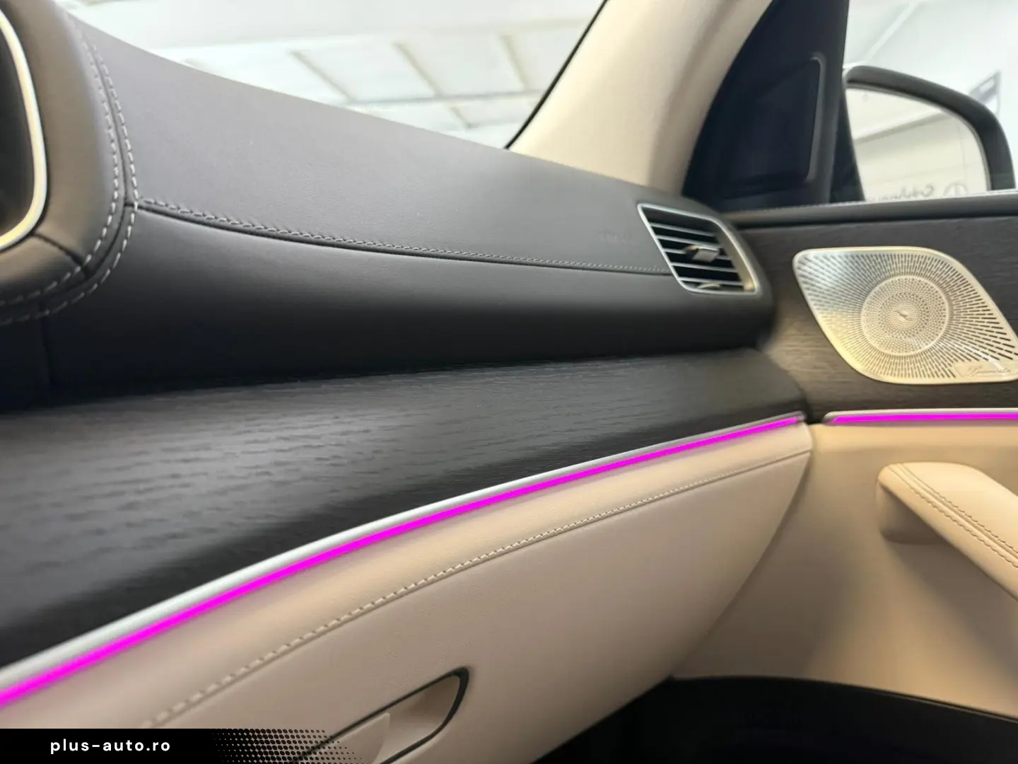 MERCEDES-BENZ GLE 53 4M  AMG NAPPA BEIGE AHK PANO BURM STDHZ