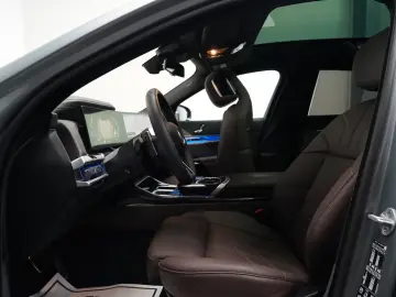 BMW 740d xDrive M Sport FOND TV EXECUTIVE