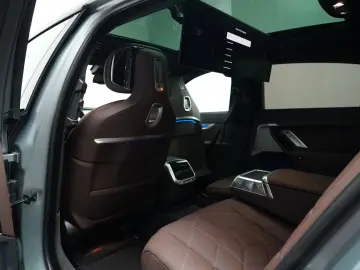BMW 740d xDrive M Sport FOND TV EXECUTIVE