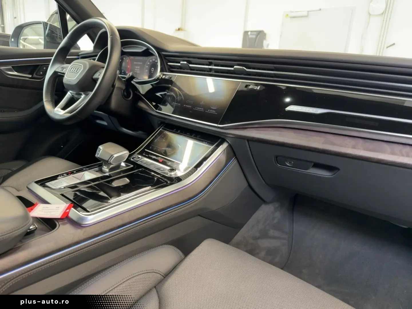 AUDI Q7 S line 50 TDI quattro virtual Pano AHK