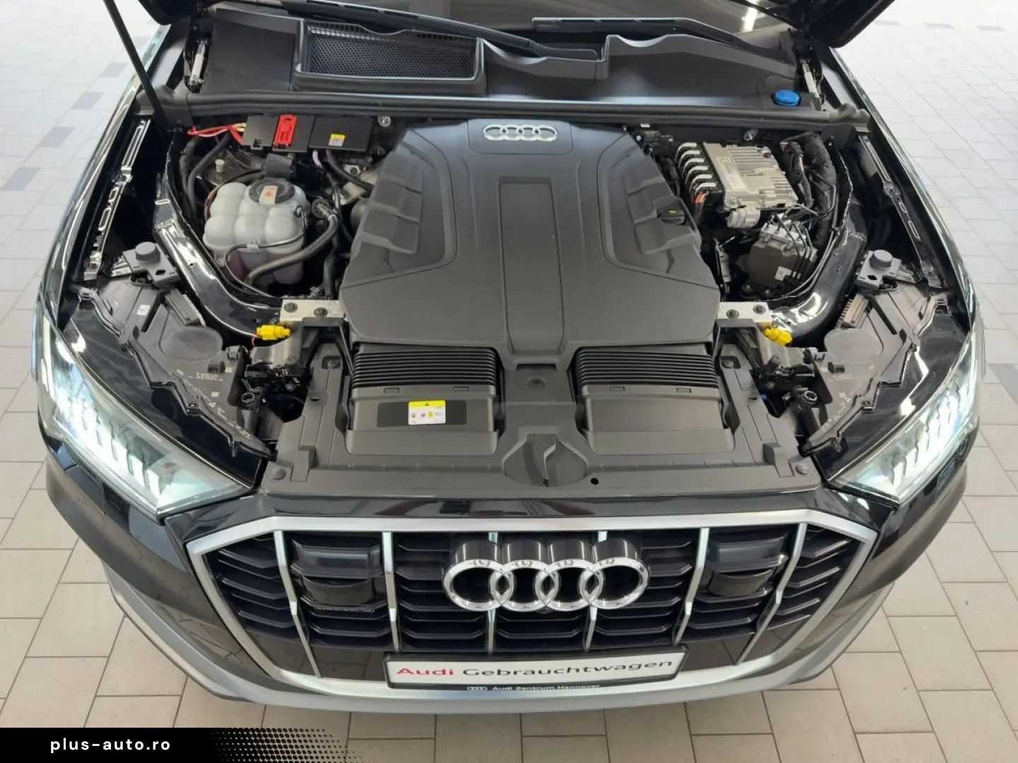 AUDI Q7 S line 50 TDI quattro virtual Pano AHK