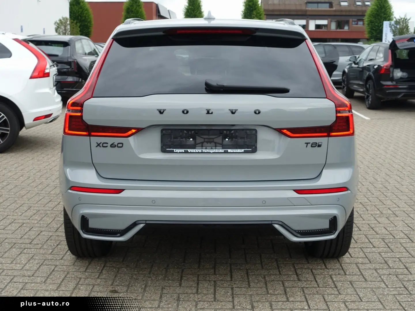 VOLVO XC60 Black Edition Ultra T8 AWD B&W Four-C 360