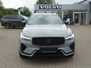 VOLVO XC60 Black Edition Ultra T8 AWD B&W Four-C 360