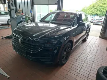 VW TOUAREG R ALL-BLACK 21Z. ACC HuD PANO AHK 360
