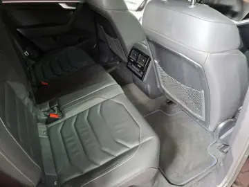 VW TOUAREG R ALL-BLACK 21Z. ACC HuD PANO AHK 360