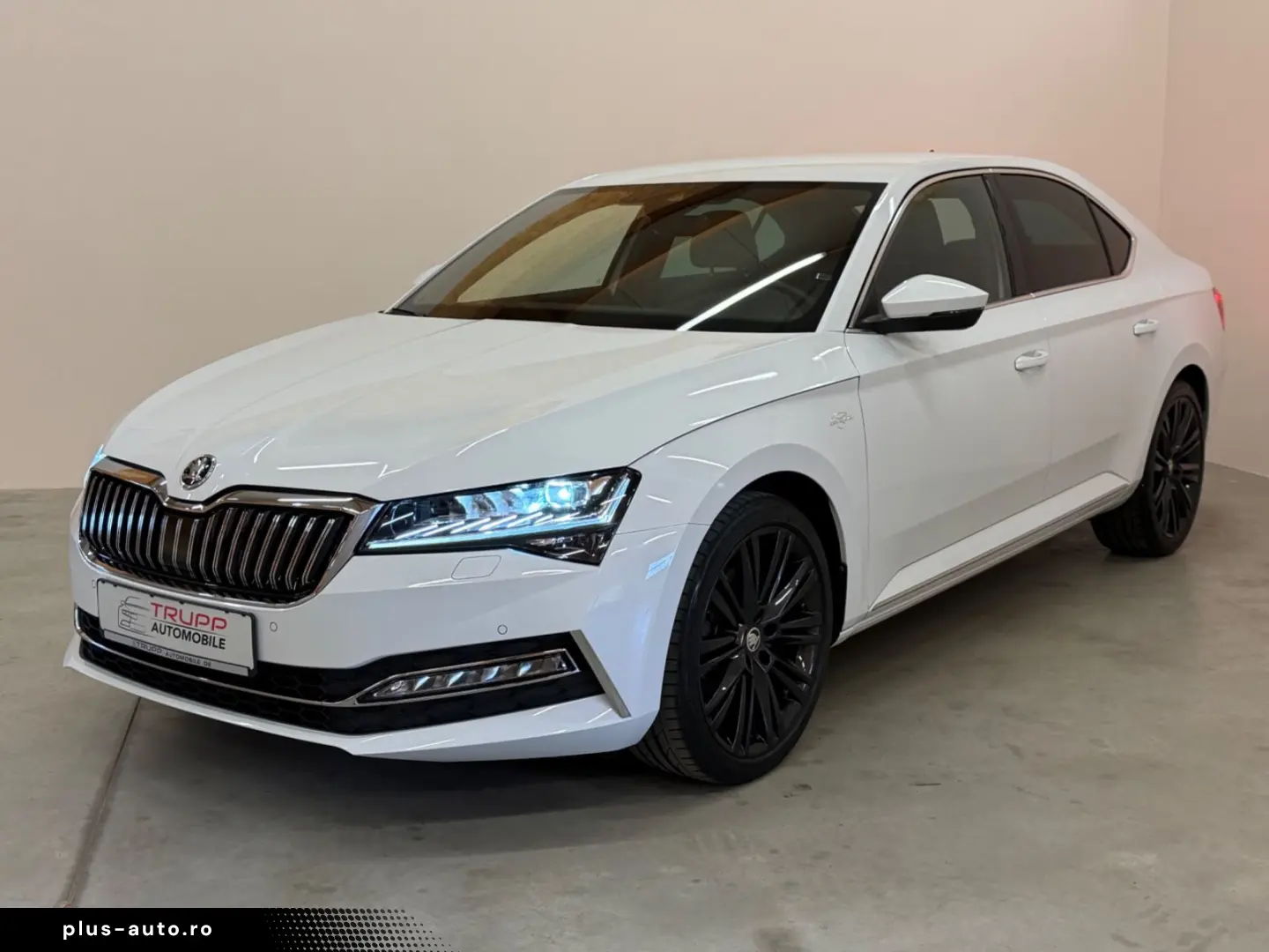 SKODA Superb 2.0TDI L&K MATRIX AHK CANTO MEMOR SZ LEKR
