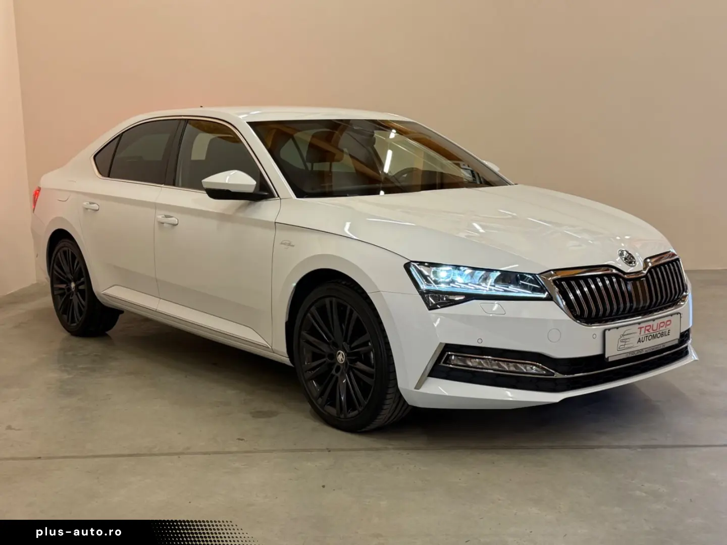 SKODA Superb 2.0TDI L&K MATRIX AHK CANTO MEMOR SZ LEKR