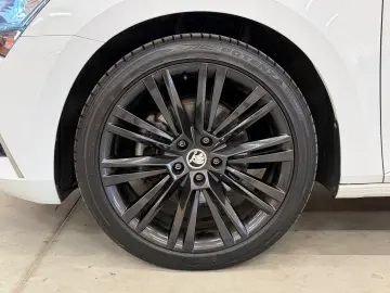 SKODA Superb 2.0TDI L&K MATRIX AHK CANTO MEMOR SZ LEKR