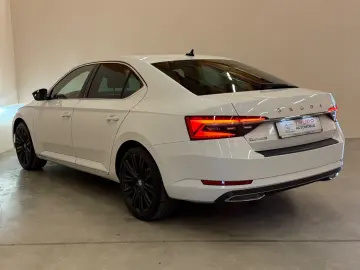 SKODA Superb 2.0TDI L&K MATRIX AHK CANTO MEMOR SZ LEKR