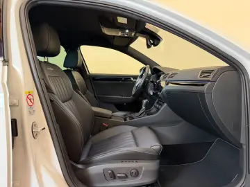 SKODA Superb 2.0TDI L&K MATRIX AHK CANTO MEMOR SZ LEKR
