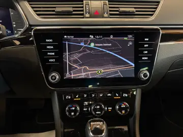 SKODA Superb 2.0TDI L&K MATRIX AHK CANTO MEMOR SZ LEKR