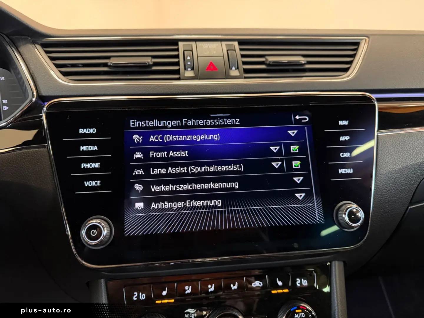 SKODA Superb 2.0TDI L&K MATRIX AHK CANTO MEMOR SZ LEKR