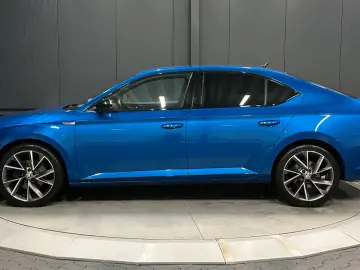 SKODA Superb Lim. Sportline 4x4  19Zoll Standhzg AHK