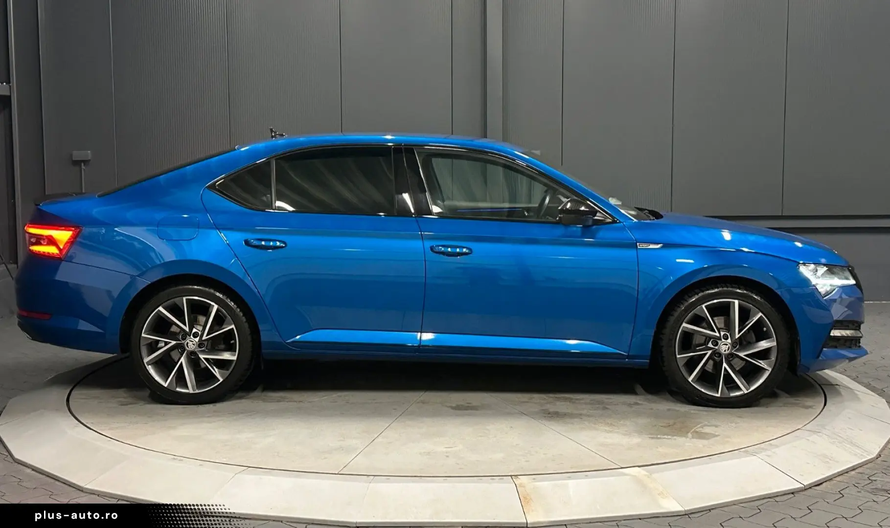 SKODA Superb Lim. Sportline 4x4  19Zoll Standhzg AHK