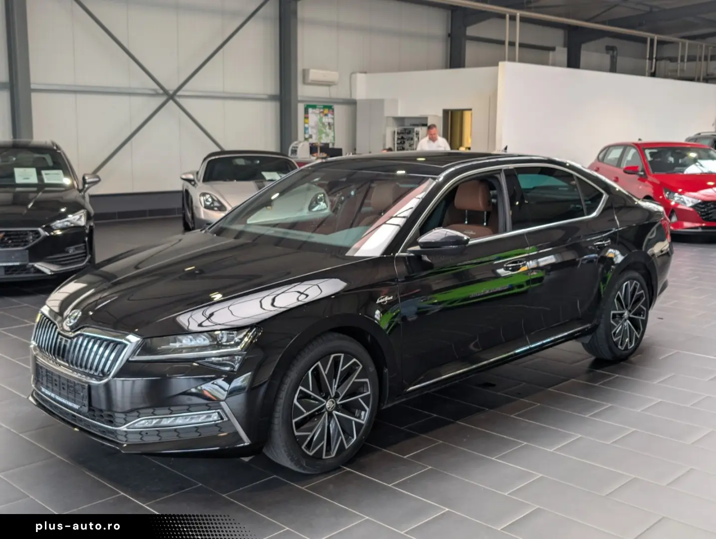 SKODA Superb 2.0 TDI DSG L&K 1.Hand