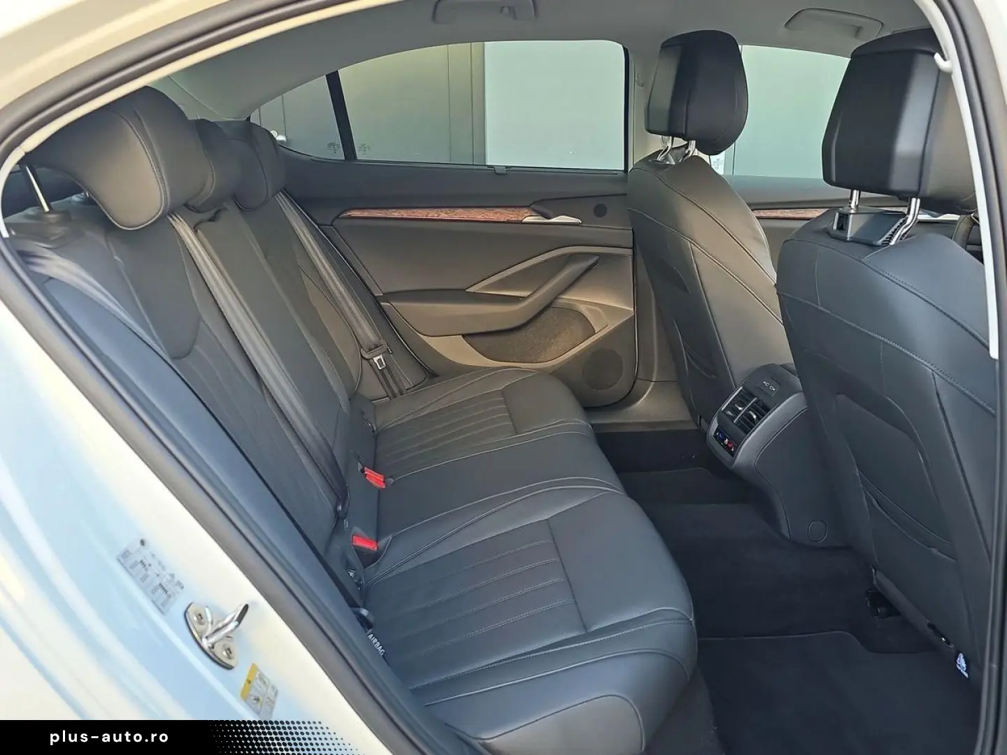 SKODA Superb TDI 4x4 L&K CANTON LEDER AHK SITZBLF 360