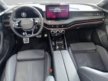 SKODA Superb Sportline 2.0 TDI 142 kW 7-Gang-D
