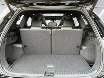 VW Tayron 2.0 TDI R-Line 4x4 DSG HUD PANO AHK 7-SEATS