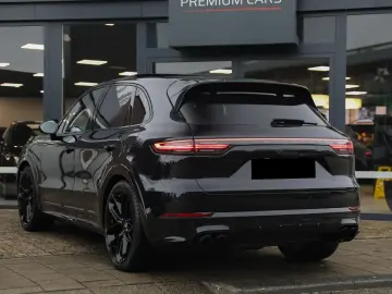 Porsche Cayenne 3.0 E-Hybrid SportDesign