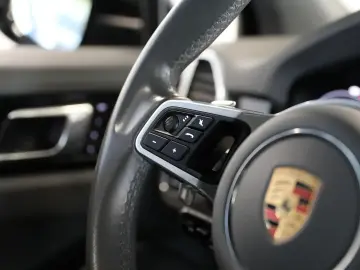 Porsche Cayenne 3.0 E-Hybrid SportDesign