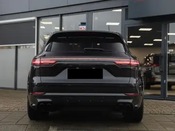 Porsche Cayenne 3.0 E-Hybrid SportDesign