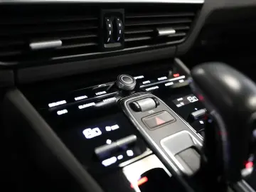 Porsche Cayenne 3.0 E-Hybrid SportDesign