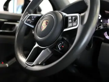 Porsche Cayenne 3.0 E-Hybrid SportDesign