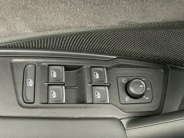 VW Tayron 2.0 TDI R-Line 4x4 Black-Style Matrix HUD