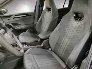VW Tayron R-Line 2.0 TDI 4Motion AHK Matrix Pano Navi