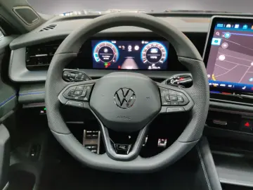 VW Tayron R-Line 2.0 TDI 4Motion AHK Matrix Pano Navi