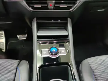 VW Tayron R-Line 2.0 TDI 4Motion AHK Matrix Pano Navi