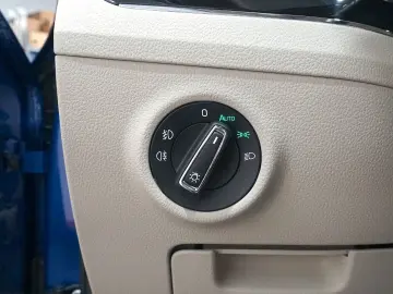 SKODA Superb Lim. L&K 2.0 TSI ACC STDHZ 360  MATRIX VC
