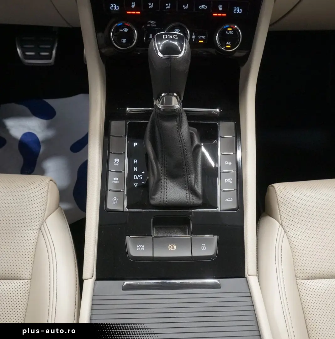 SKODA Superb Lim. L&K 2.0 TSI ACC STDHZ 360  MATRIX VC