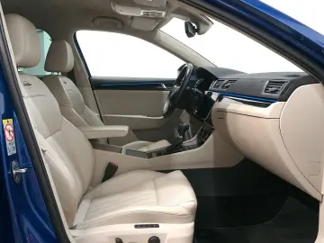 SKODA Superb Lim. L&K 2.0 TSI ACC STDHZ 360  MATRIX VC