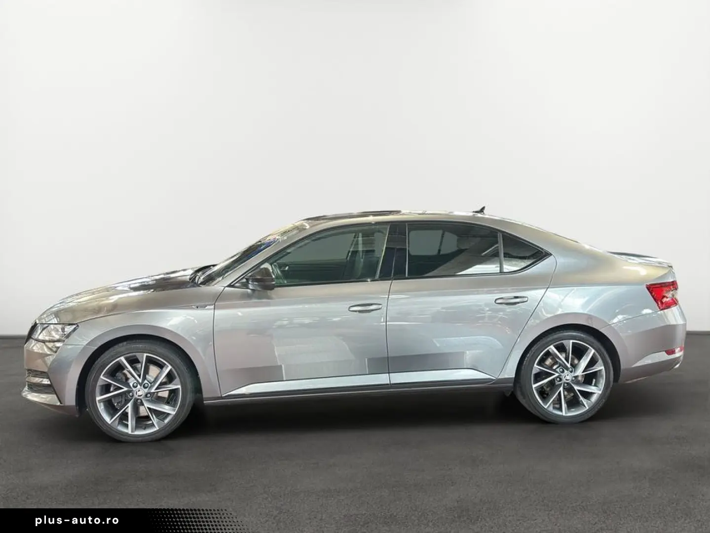 SKODA Superb 2.0 TSI 4x4 DSG Sportline