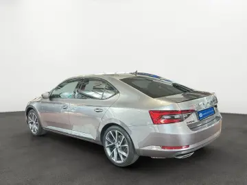 SKODA Superb 2.0 TSI 4x4 DSG Sportline
