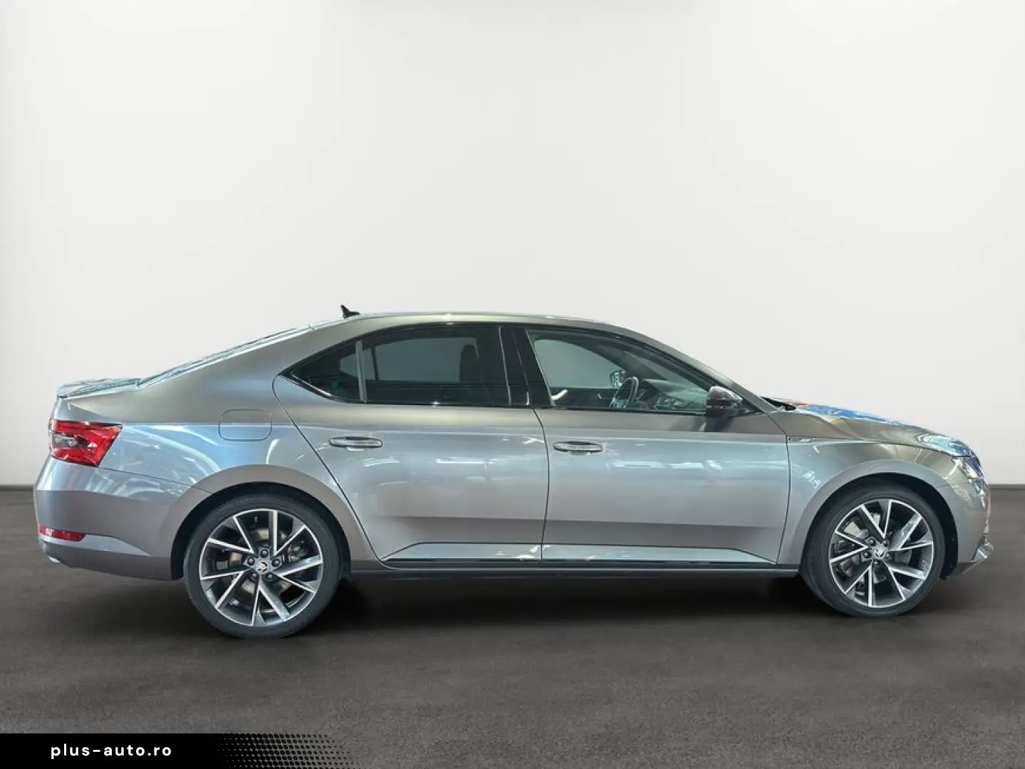 SKODA Superb 2.0 TSI 4x4 DSG Sportline