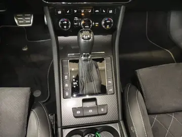 SKODA Superb 2.0 TSI 4x4 DSG Sportline