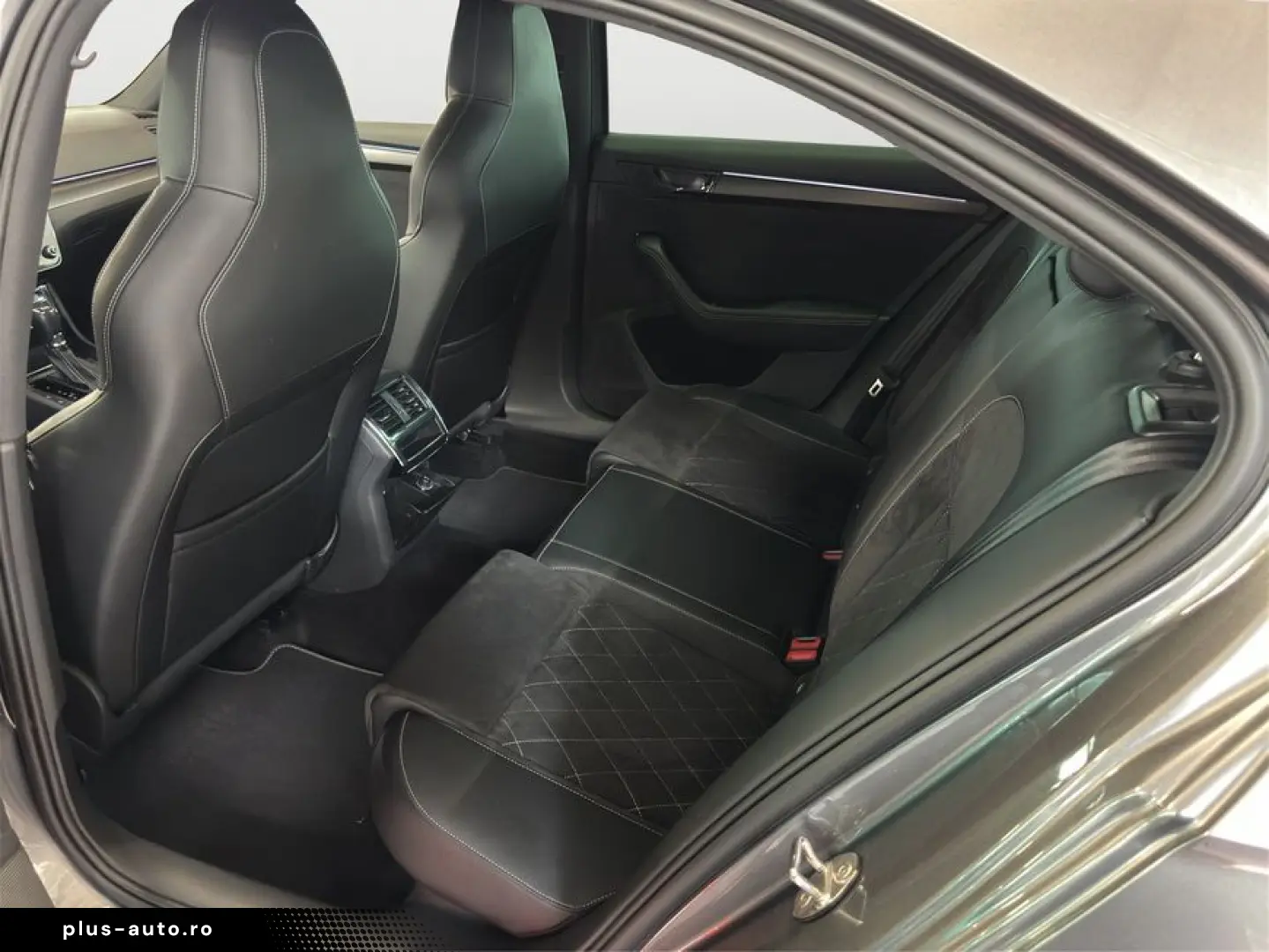 SKODA Superb 2.0 TSI 4x4 DSG Sportline