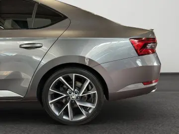 SKODA Superb 2.0 TSI 4x4 DSG Sportline
